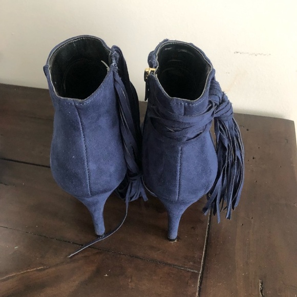 Blue suede boots with fringe - Picture 3 of 9